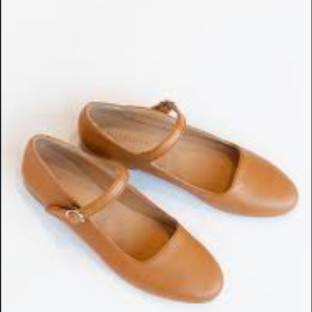 Caron Callahan Ellie Mary Jane in Cognac 39